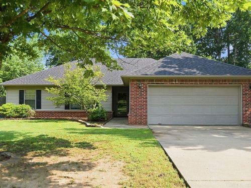 2910 Ward Dr, Bryant, AR, 72019-9010 | Card Image