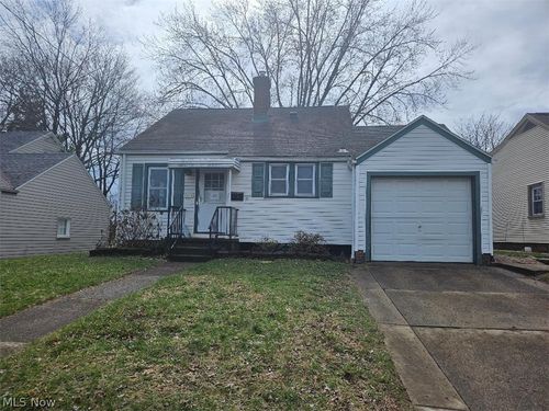 3212 9th St Nw, Canton, OH, 44708-4037 | Card Image