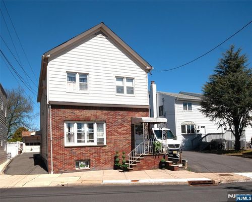 605 Main St, Little Falls, NJ, 07424-1019 | Card Image
