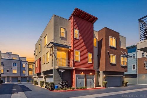 710-214 Antoni Gln, Escondido, CA, 92025 | Card Image