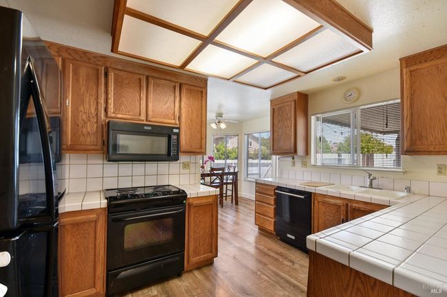 2928 Candleberry Way, House other with 4 bedrooms, 2 bathrooms and 3 parking in Fairfield CA | Image 18