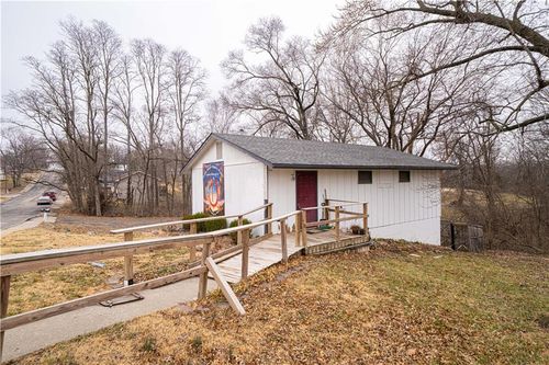 1014 Ann St, Atchison, KS, 66002-2676 | Card Image