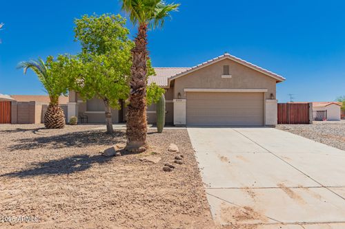 8328 W Santa Cruz Blvd, Arizona City, AZ, 85123-7127 | Card Image