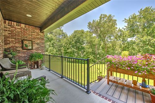 6 Burnmouth Pl, Bella Vista, AR, 72715-6033 | Card Image