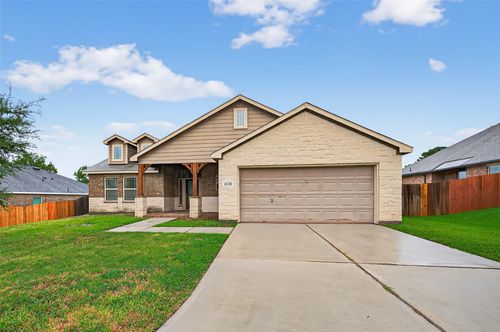 12370 Lake Conroe Hills Dr, Willis, TX, 77318-5830 | Card Image