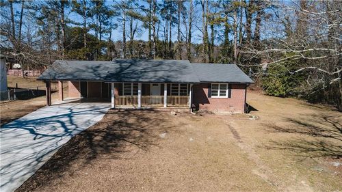 419 Lockridge Ln, Lawrenceville, GA, 30046-6136 | Card Image