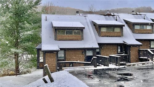 105 Brookline, Ellicottville, NY, 14731 | Card Image