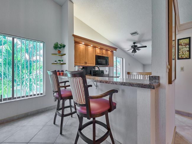 APT-202 - 10828 Lake Palm Ln, Condo with 3 bedrooms, 2 bathrooms and null parking in Boynton Beach FL | Image 17
