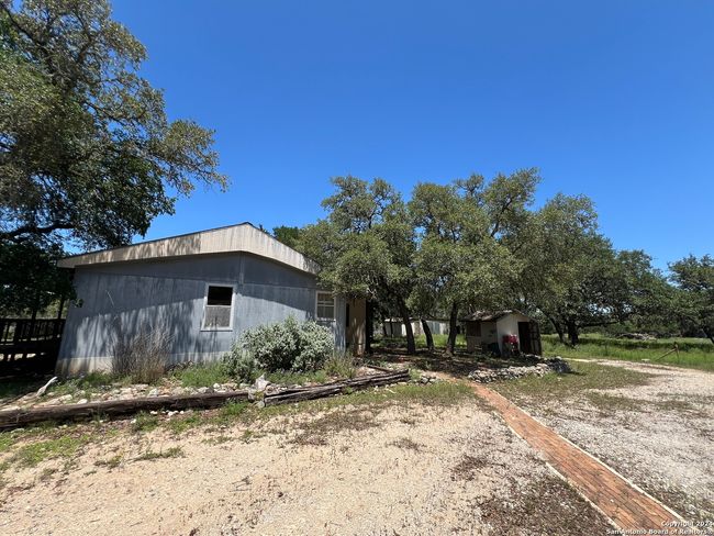 2071 Rolling River Vw, House other with 3 bedrooms, 2 bathrooms and null parking in Spring Branch TX | Image 21