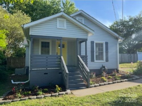 1202 Woodlawn St, Kannapolis, NC, 28083-2967 | Card Image