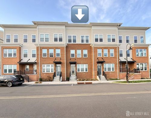 338 South Dr, North Brunswick, NJ, 08902-5038 | Card Image