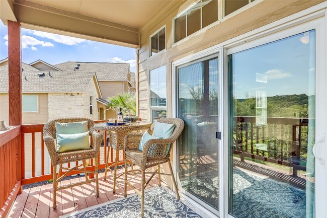 Updated/upgraded patio doors throughout | Image 17
