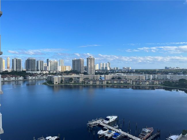 APT-1501 - 18071 Biscayne Blvd, Condo with 2 bedrooms, 2 bathrooms and null parking in Aventura FL | Image 48
