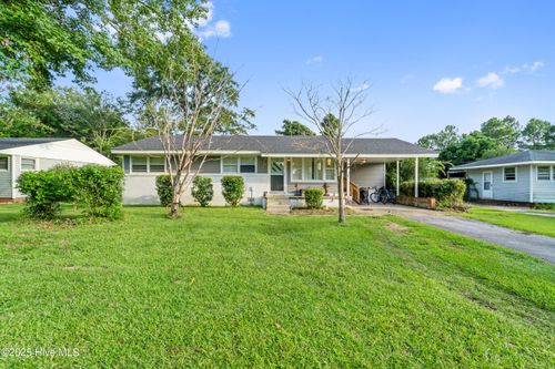 137 Bryan Blvd, Havelock, NC, 28532-2701 | Card Image