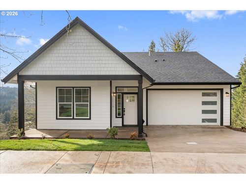 737 Se Forest Glen Rd, Estacada, OR, 97023-8411 | Card Image