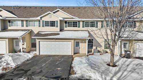 90 Bridgewater Trl, HUDSON, WI, 54016-7777 | Card Image