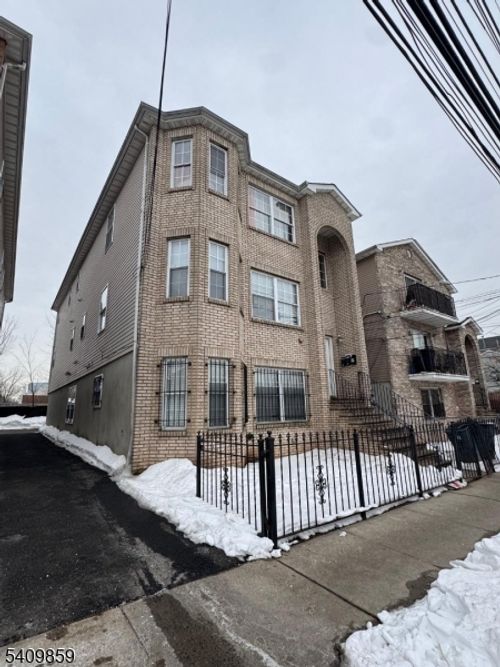 503 15th Ave, Newark, NJ, 07103-3983 | Card Image