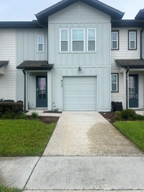 913 Conch Rd, DAVENPORT, FL, 33896-5125 | Card Image