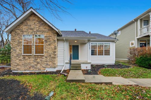 16387 Boston Commons Cir, Clive, IA, 50325-4682 | Card Image