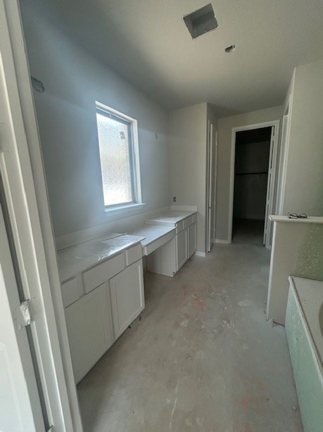 Primary Bath with dual vanities | Image 6