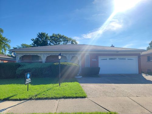 29322 Ridgefield Avenue, Warren, MI, 48088 | Card Image