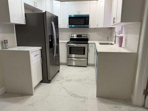 apt-3-841 Nw 39th St, Oakland Park, FL, 33309-5009 | Card Image