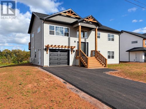 123 Stanmol Dr, Charlottetown, PE, C1E3W3 | Card Image