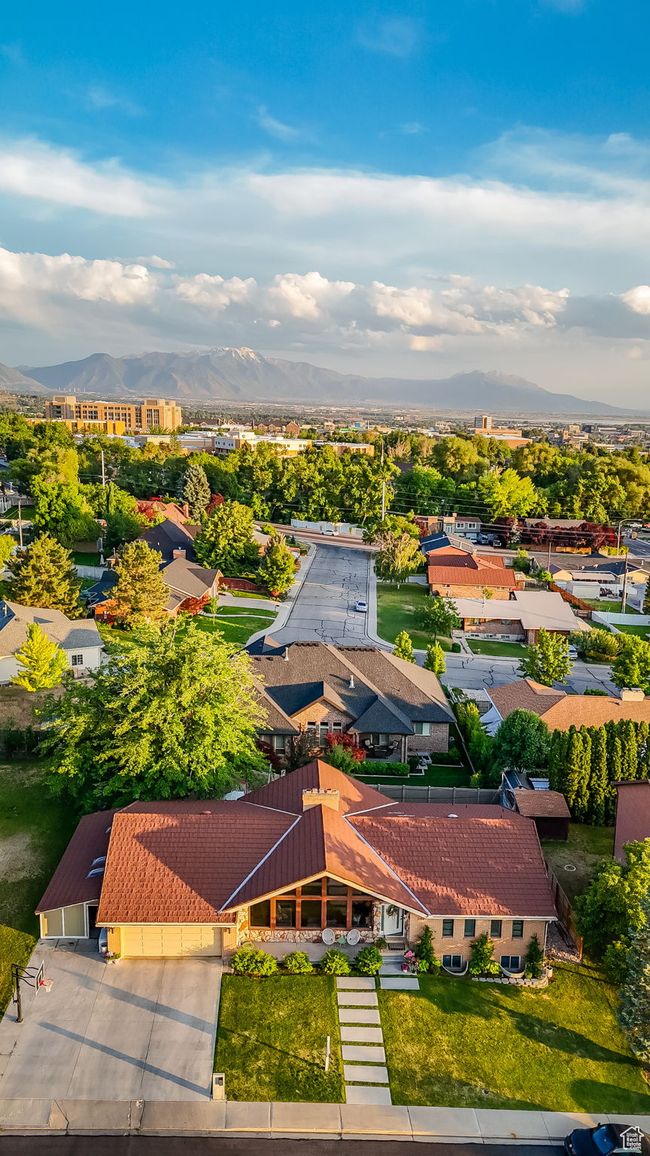 Aerial view of a mountain backdrop | Image 46
