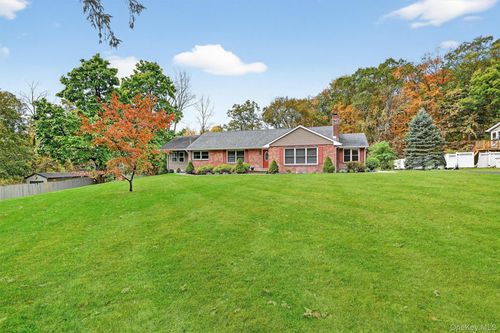 1297 Union Ave, Newburgh, NY, 12550-1640 | Card Image