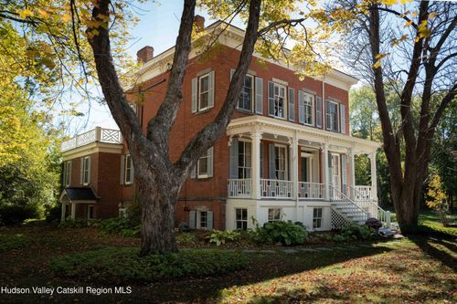 1281 Woods Rd, Germantown, NY, 12526-5622 | Card Image