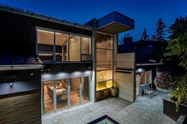 2906 Marquette St Sw, House other with 4 bedrooms, 6 bathrooms and 6 parking in Calgary AB | Image 44