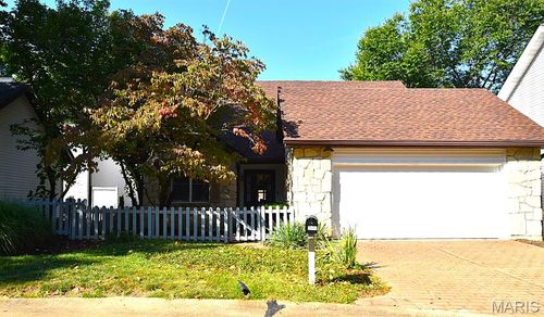 1587 Milbridge Dr, Chesterfield, MO, 63017-4623 | Card Image