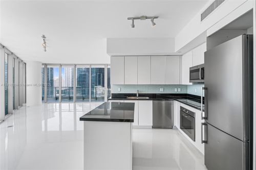apt-2901-92 Sw 3rd St, Miami, FL, 33130-3095 | Card Image