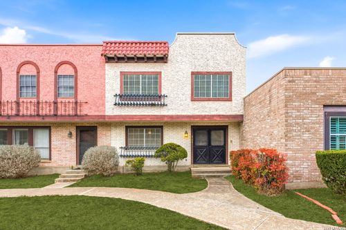6746 Crown Rdg, San Antonio, TX, 78239-1512 | Card Image