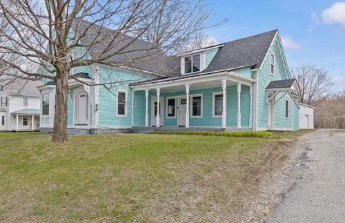 186 N. Main Street, Bakersfield, VT, 05441 | Card Image