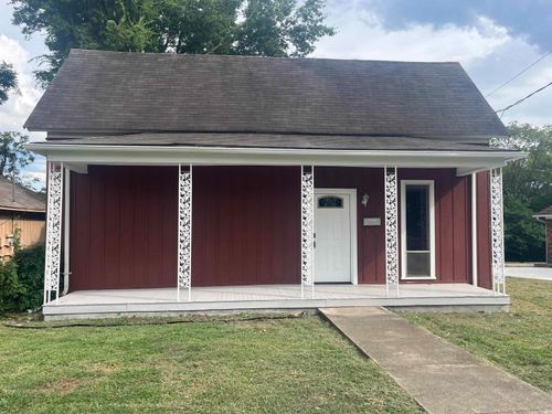 315 W 3rd St, Malvern, AR, 72104-3717 | Card Image