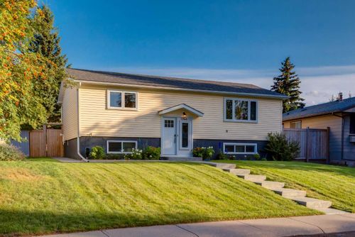 12164 Lake Michigan Rd Se, Calgary, AB, T2J3G3 | Card Image