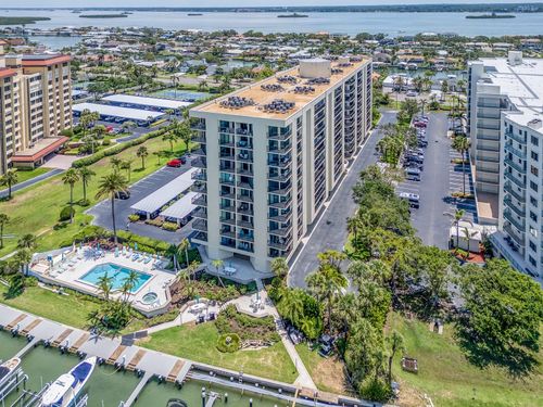 1112-690 Island Way, CLEARWATER, FL, 33767-1929 | Card Image