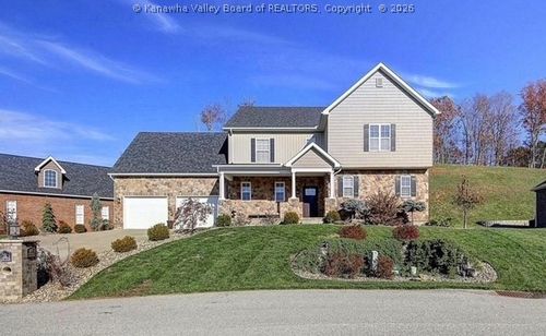 214 Wynterhall Ln, South Charleston, WV, 25309-8419 | Card Image