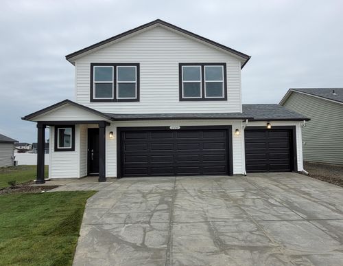 116 S Country Club Dr, Deer Park, WA, 99006-5672 | Card Image