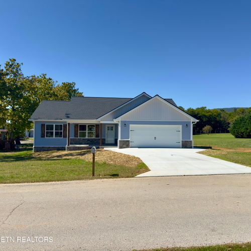 127 Deer Ridge Dr, Rutledge, TN, 37861-5225 | Card Image