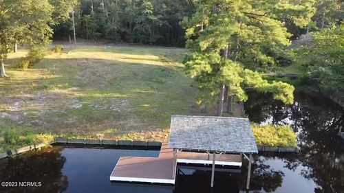 180 Sleepy Creek Dr, Dudley, NC, 28333-6472 | Card Image
