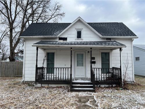 301 S 3rd Street, Altamont, IL, 62411 | Card Image