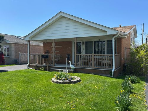 11024 Mason Ave, Chicago Ridge, IL, 60415-2238 | Card Image