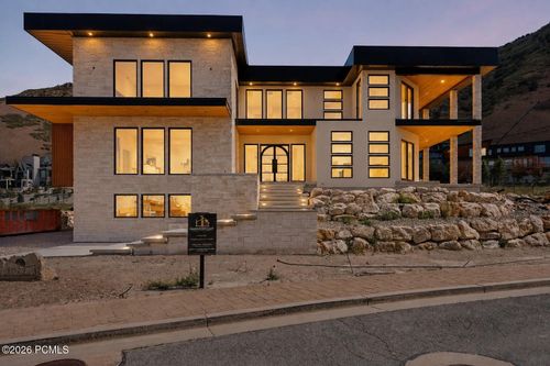 4029 E Canyon Estate Dr, Cottonwood Heights, UT, 84121-1239 | Card Image