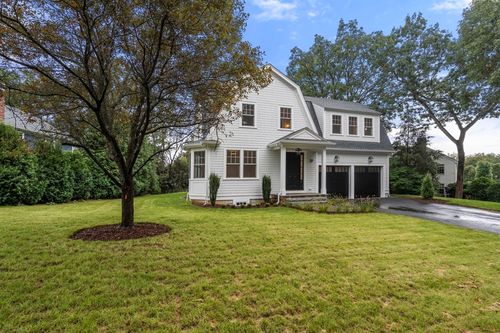 19 Northgate Rd, Wellesley, MA, 02481-1108 | Card Image