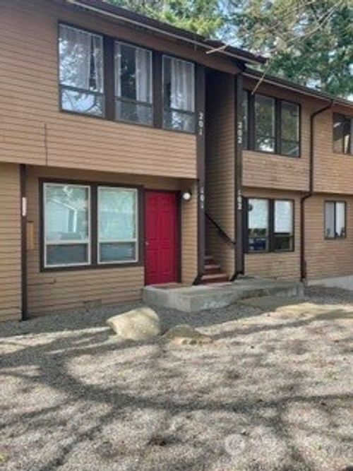 apt-202-1101 Sw Harrier Cir, Oak Harbor, WA, 98277-2485 | Card Image