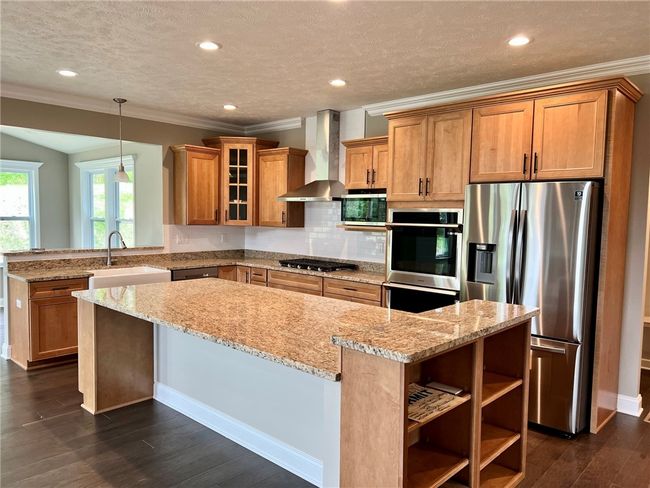 Gourmet kitchen | Image 9