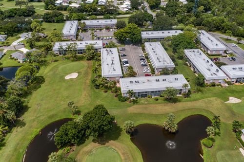 132-18081 Se Country Club Dr, Jupiter, FL, 33469-1276 | Card Image