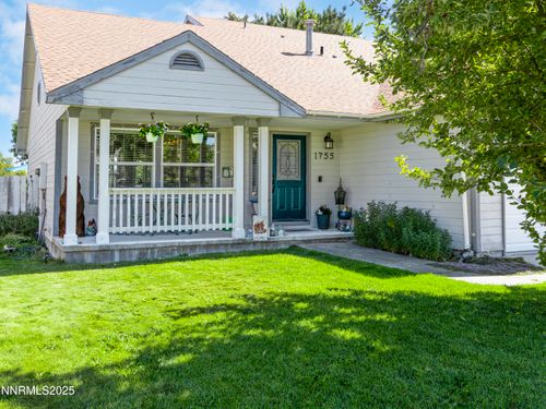 1755 Mizpah St, Winnemucca, NV, 89445-3219 | Card Image